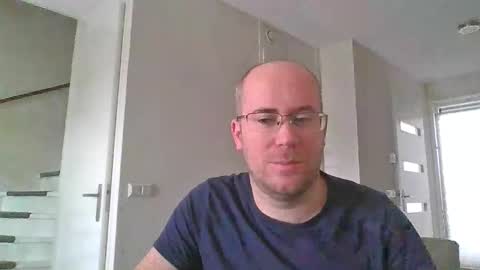 Snapshot of danzel87 chatting on October 28, 8:39 am Danny online show from October 28, 8:39 am