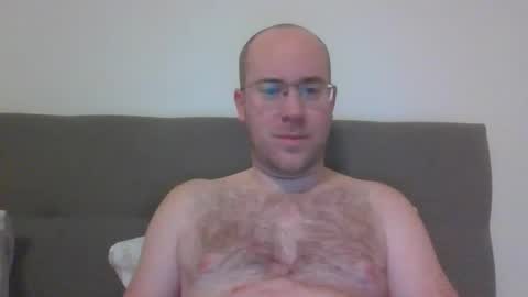 Snapshot of danzel87 chatting on February 19, 5:16 am Danny online show from February 19, 5:16 am