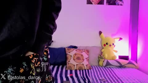 darcy_and_stolas online show from April 20, 9:28 pm