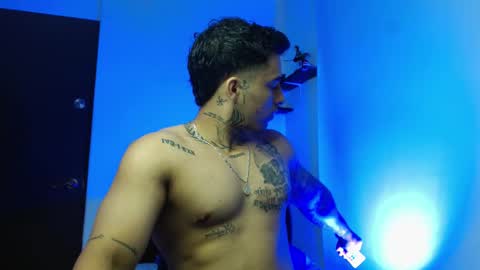 Darius Phoenix  online show from February 20, 8:21 pm