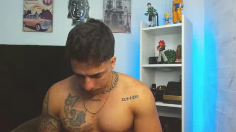 Darius Phoenix  online show from January 14, 3:57 pm