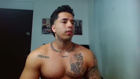 Darius Phoenix  online show from September 11, 9:47 pm