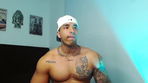 Darius Phoenix  online show from September 26, 10:29 pm