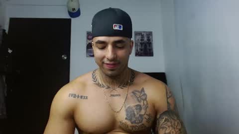 Darius Phoenix  online show from October 14, 11:34 pm