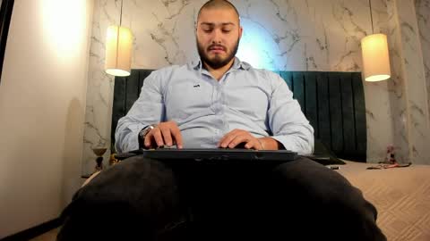 Darius online show from May 22, 11:26 am