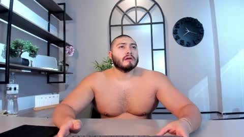 Darius online show from May 24, 11:27 am
