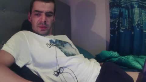 Snapshot of dark377 chatting on October 8, 10:19 am dark377 online show from October 8, 10:19 am