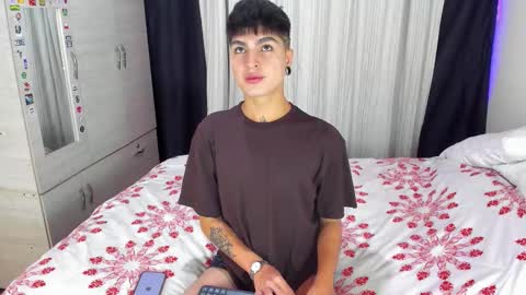 Juanito online show from December 23, 1:03 am