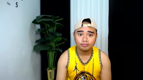 darkash10 online show from December 13, 2:32 am