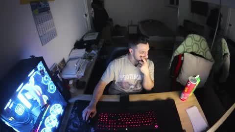 darkschneider_ online show from February 15, 5:51 am