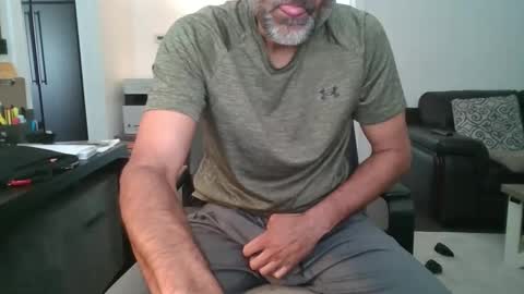 darryl43321 online show from April 7, 5:46 pm