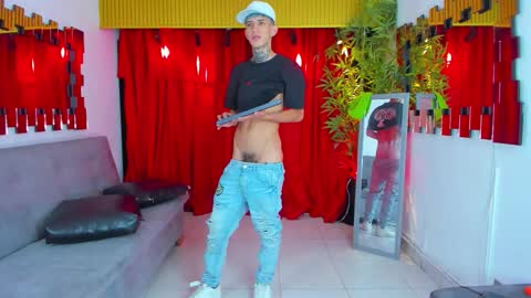 darwin_ggh online show from December 22, 8:00 am