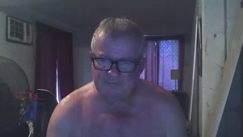 Snapshot of darwincock chatting on December 24, 11:00 pm darwincock online show from December 24, 11:00 pm