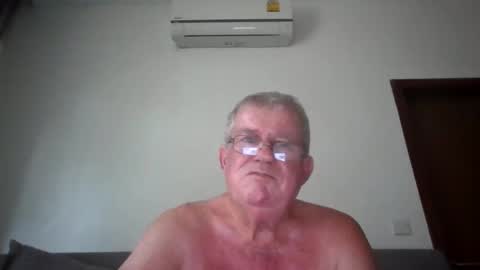 darwincock online show from June 5, 6:52 am