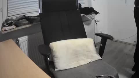 dauergeiil online show from December 30, 2:08 pm