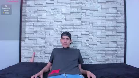 dave_925_ online show from April 6, 6:09 pm