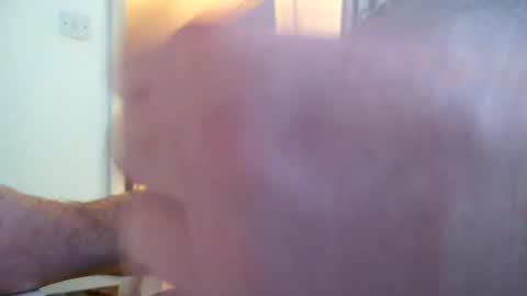 davesu12345 online show from December 10, 9:12 am