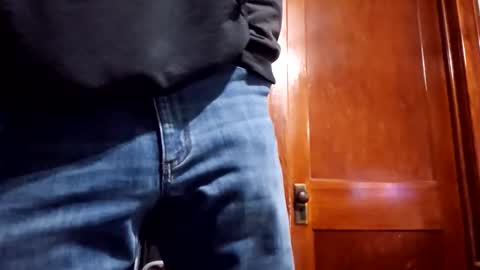 davey33_ online show from April 11, 6:55 pm