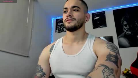 Twitter davidsanctum online show from February 17, 8:04 pm