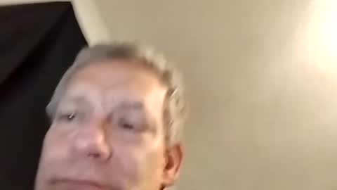 Snapshot of david_stone1969 chatting on March 6, 1:46 pm david_stone1969 online show from March 6, 1:46 pm