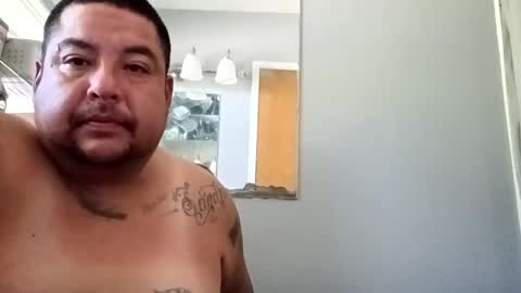 Snapshot of davidzhere222800 chatting on October 18, 6:35 pm davidzhere222800 online show from October 18, 6:35 pm