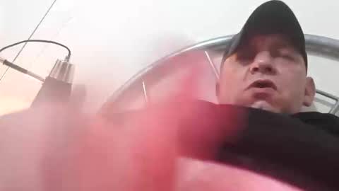 Snapshot of dazzaboxer chatting on October 1, 2:26 am dazzaboxer online show from October 1, 2:26 am