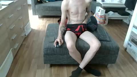 robert online show from March 21, 1:48 pm