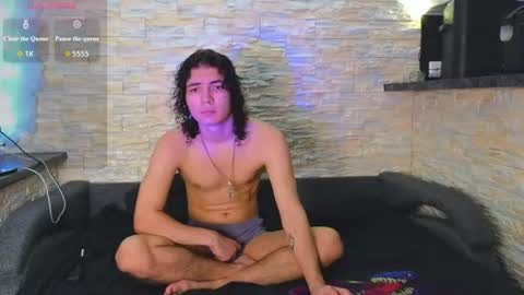 dean_raven online show from July 17, 2:30 am