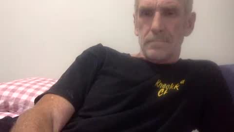 deanofflove221000 online show from September 24, 10:35 am