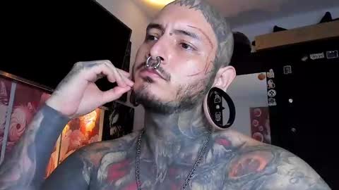 Snapshot of death_ink666 chatting on December 26, 11:13 pm    online show from December 26, 11:13 pm