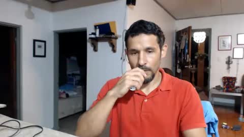 Snapshot of debbie_n_paul chatting on December 29, 4:38 am Paul Fitz online show from December 29, 4:38 am