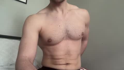 Dee online show from February 22, 7:26 pm