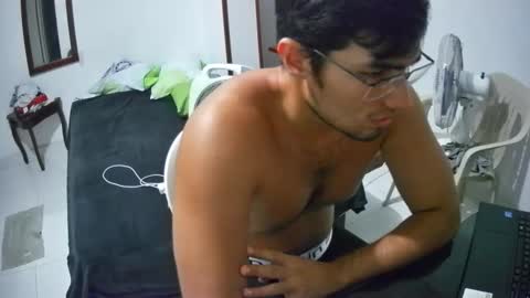 deividellobo online show from February 13, 4:54 am