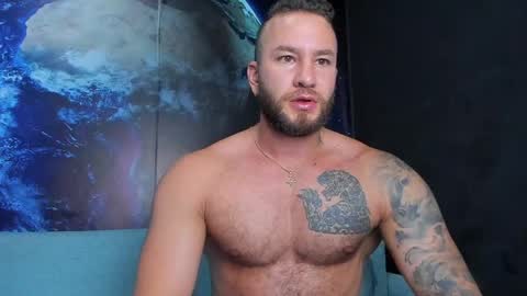 Delessandro online show from May 26, 11:56 pm