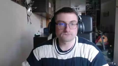 Snapshot of den_lover1 chatting on February 28, 1:03 pm Den online show from February 28, 1:03 pm