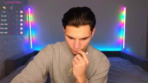 Den online show from November 21, 12:48 pm