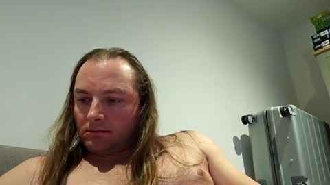 Snapshot of dennis210586 chatting on December 22, 2:38 pm dennis210586 online show from December 22, 2:38 pm