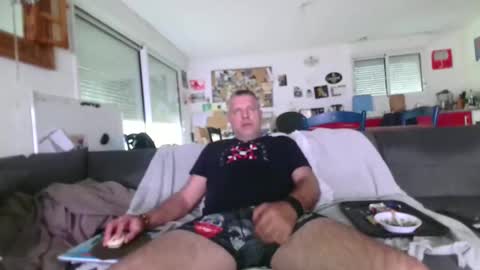 Snapshot of denzel455 chatting on January 5, 2:52 pm denzel455 online show from January 5, 2:52 pm