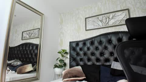 denzelrios online show from April 3, 4:09 am