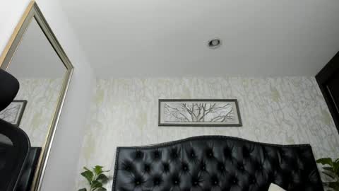 denzelrios online show from April 2, 3:59 am