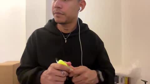 Dereck Myers online show from February 24, 5:19 am