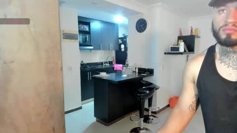 dereckgreen online show from April 15, 7:25 pm