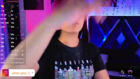 derek grey online show from July 10, 7:59 pm