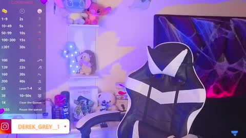 derek grey online show from October 20, 6:34 pm