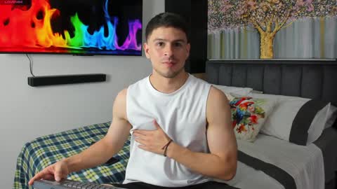 Derek Hussain online show from January 24, 8:54 pm