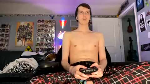 derekdings online show from June 17, 5:15 pm