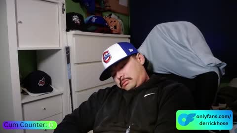 Derrick Hose online show from October 15, 3:58 am