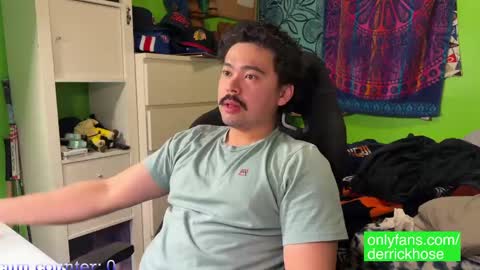 Derrick Hose online show from March 2, 3:13 am