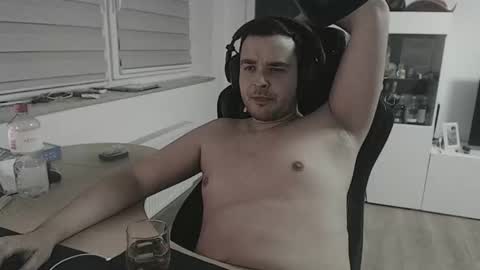 dershark online show from September 14, 2:02 am