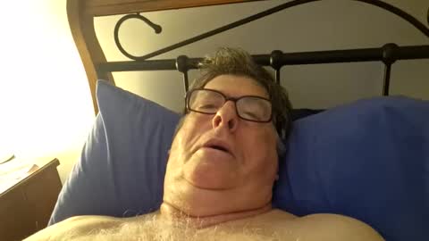 Desmon1958 online show from February 16, 6:50 pm